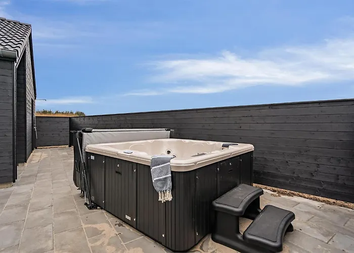 Lovely In Hvide Sande With Sauna 度假居 *
